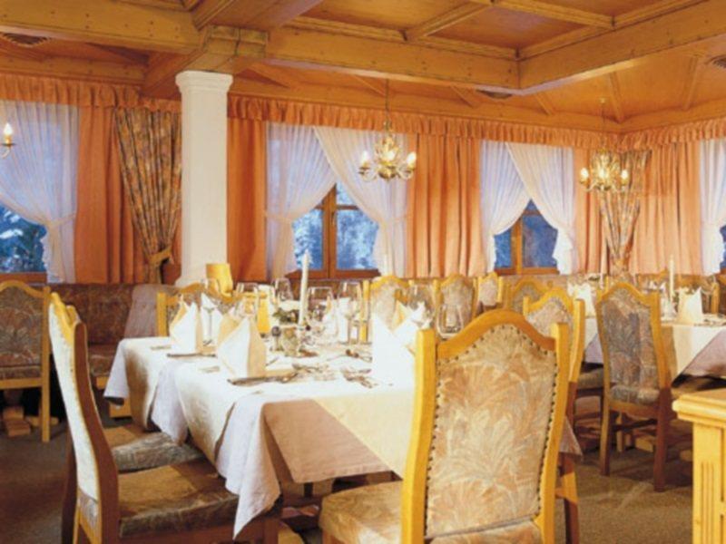 Hotel Troschana Flirsch Extérieur photo