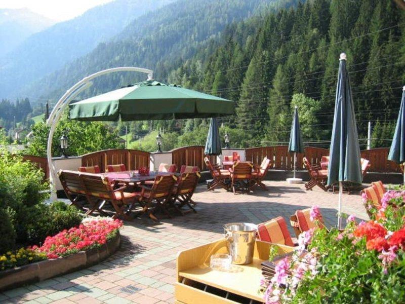 Hotel Troschana Flirsch Extérieur photo