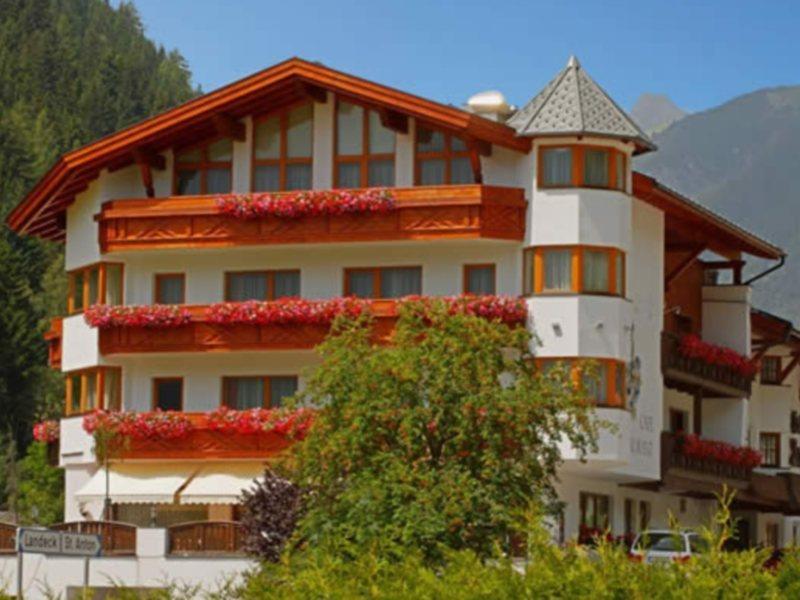 Hotel Troschana Flirsch Extérieur photo